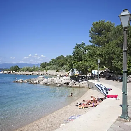 Apartman With Parking Space Vantacici, Krk - 20665 *