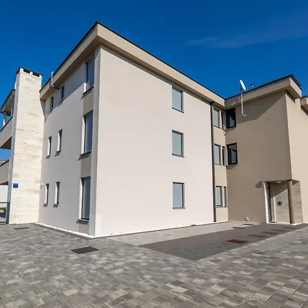 Apartman With Parking Space Vantacici, Krk - 20665